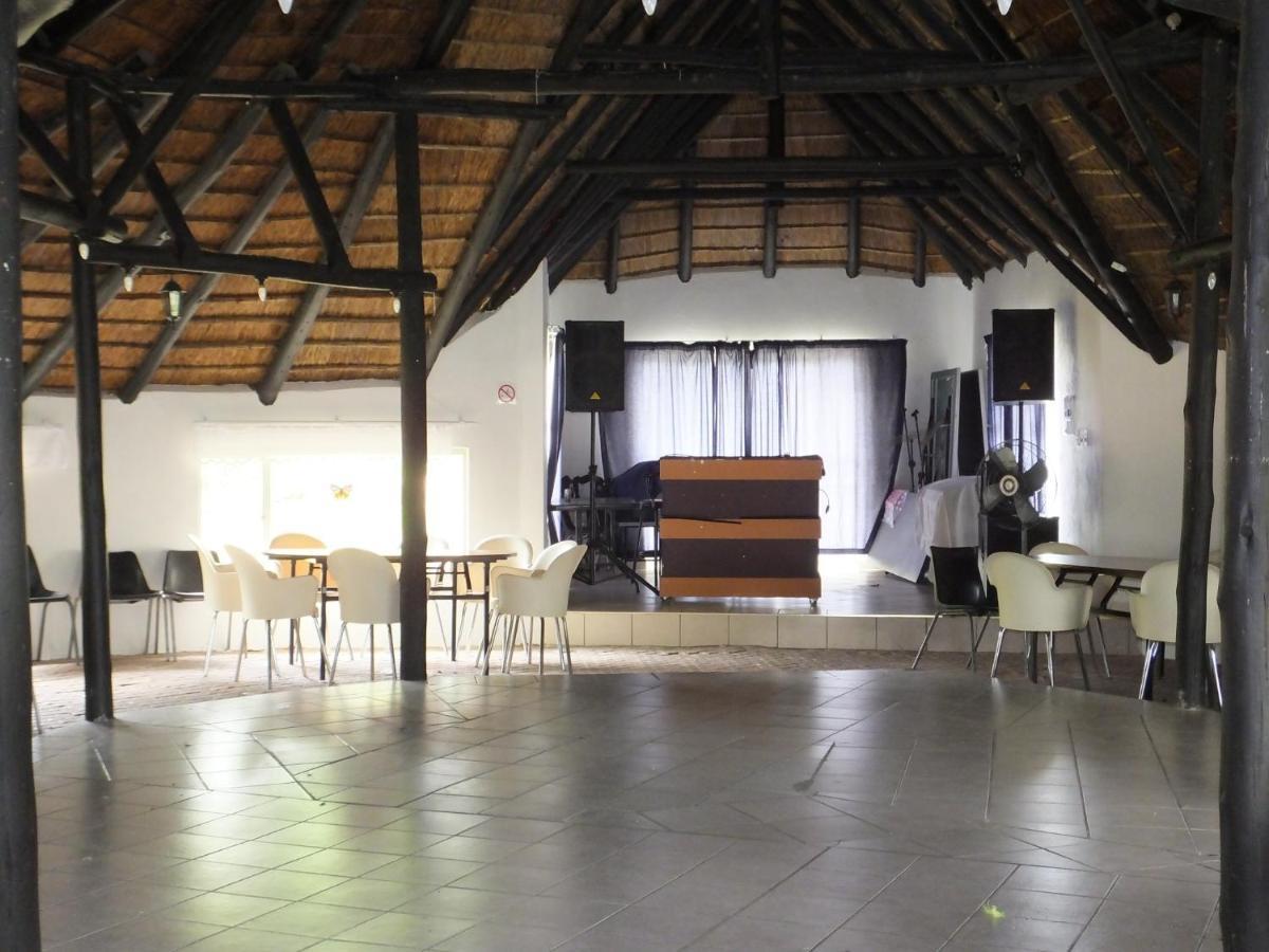 Suzie'S Loft - Nude - Suneden Family Naturist Resort Pretoria-Noord Exteriér fotografie